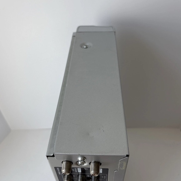 Goldstar GBV441 VCR/DVD Combo  VHS Recorder & DVD Player (No Remote) Works! - Picture 11 of 12